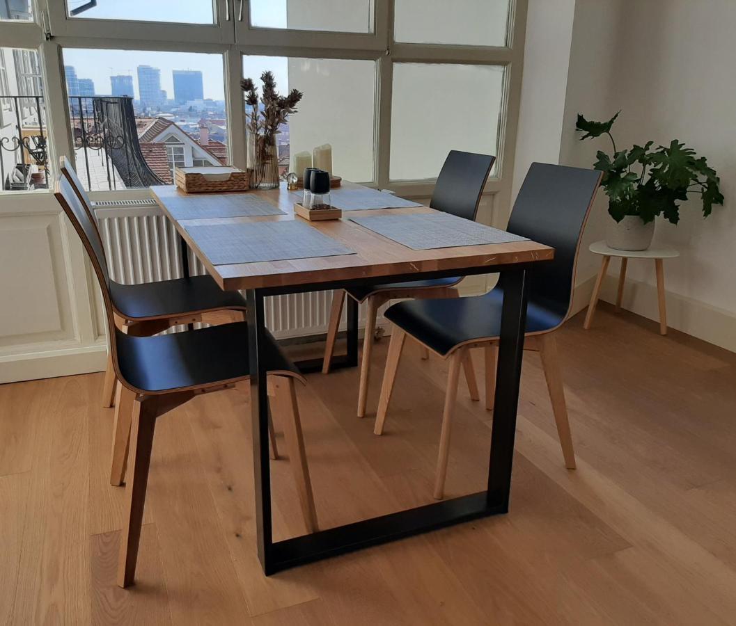 Apartment Cafe Hexe Pressburg