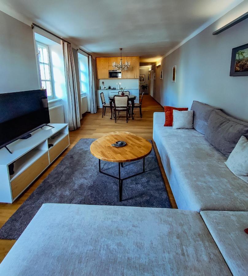 Apartment Cafe Hexe Pressburg