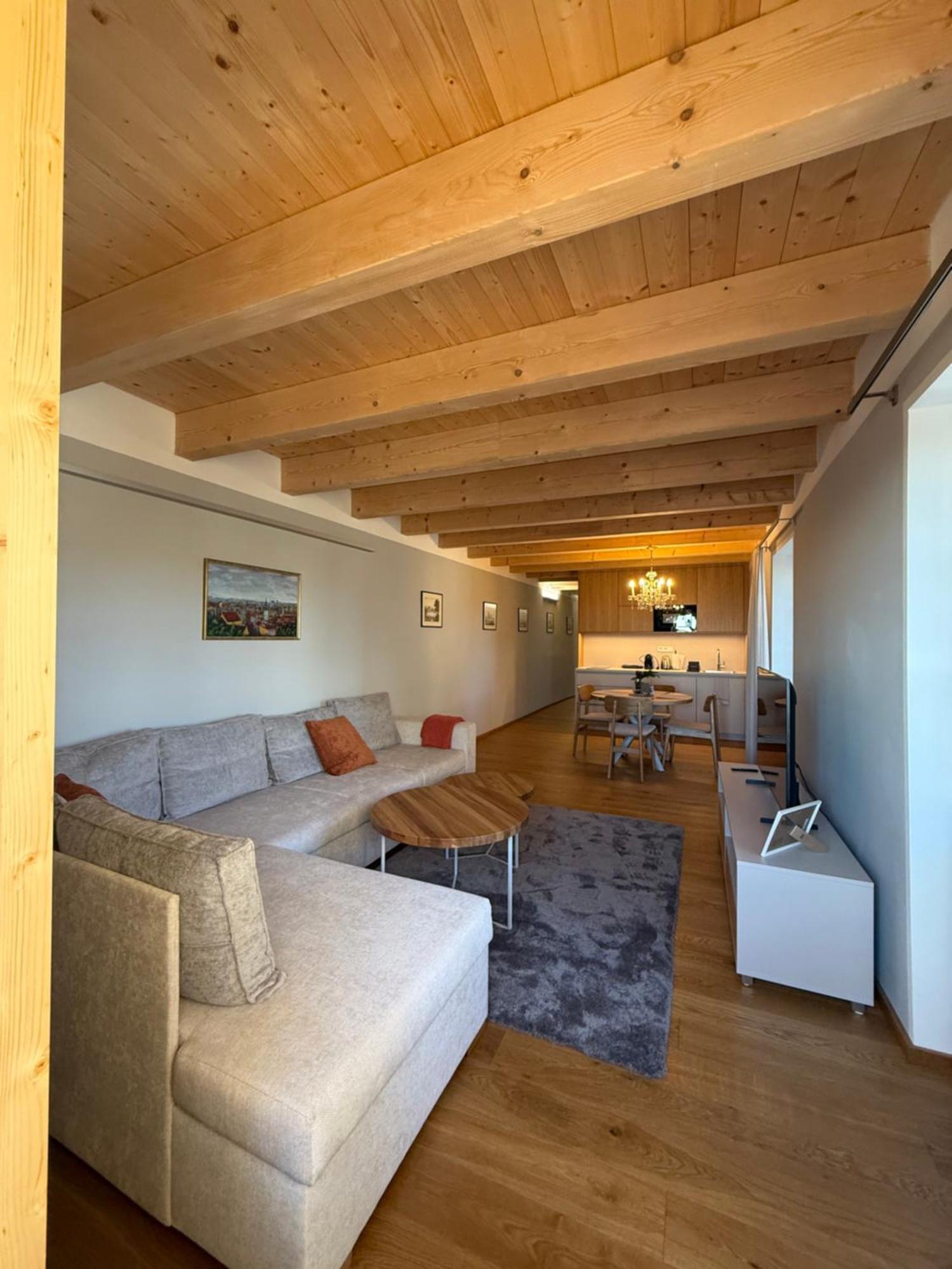 Cafe Hexe Apartament *